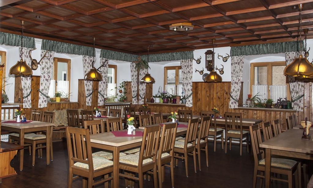 Gasthof Stern Otel Greding Dış mekan fotoğraf